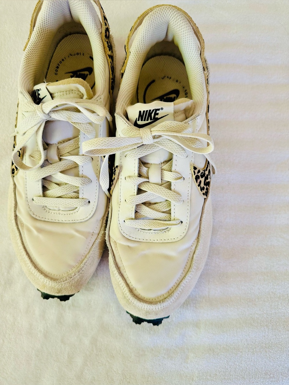 Nike - women’s size 9 - waffle debut leopard - Picture 3 of 12
